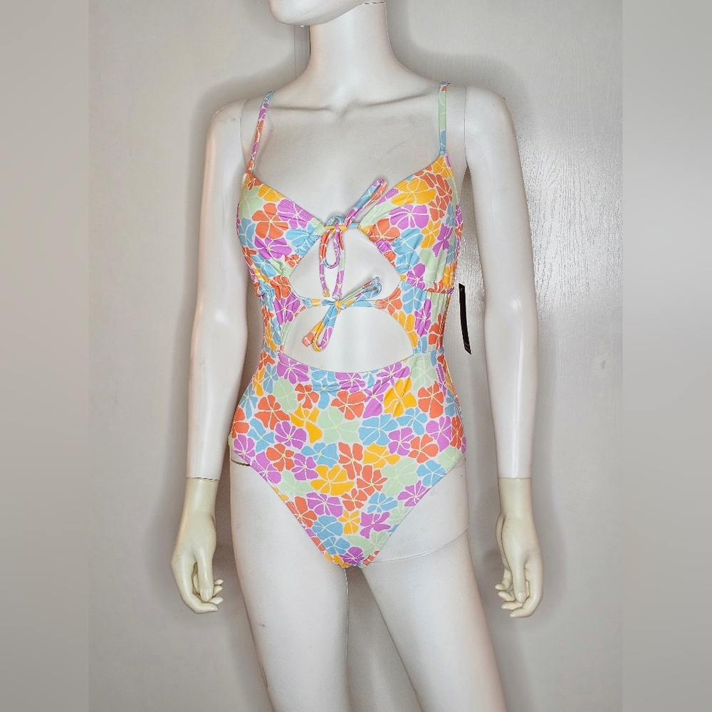 NWT No Boundaries Womens Floral Swimwear Size S